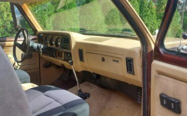 Dodge-Ramcharger-1987-SUV-11