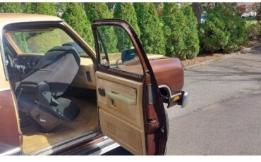 Dodge-Ramcharger-1987-SUV-12