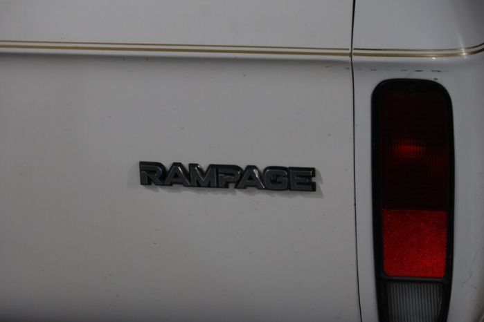 Dodge-Rampage-1982-White-Tan-1