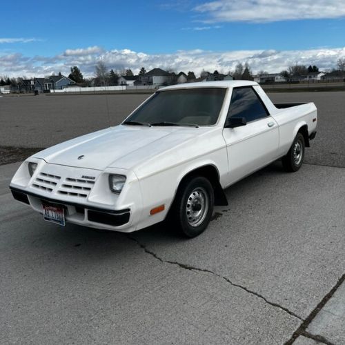 Dodge-Rampage-1982-White-Tan-5