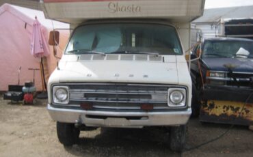 Dodge-Shasta-class-c-motorhome-1977-white
