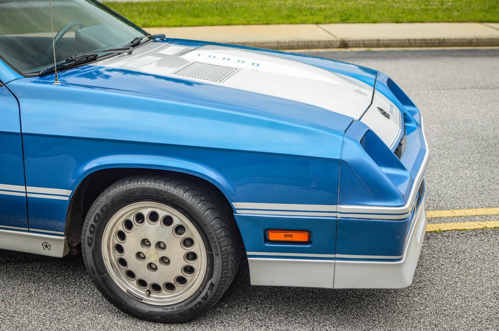 Dodge-Shelby-Charger-1985-Hatchback-14