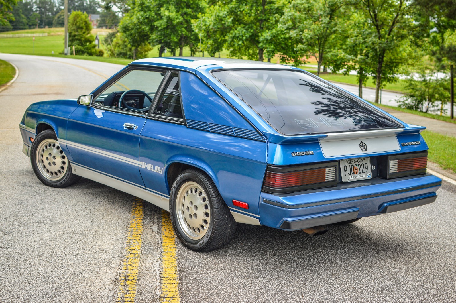 Dodge-Shelby-Charger-1985-Hatchback-3