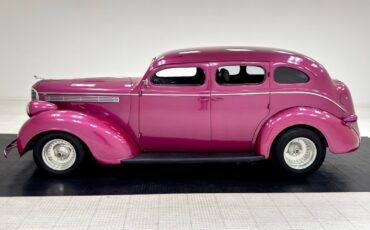 Dodge-Six-Series-D8-1938-Sedan-1