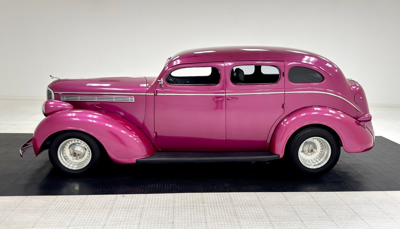 Dodge-Six-Series-D8-1938-Sedan-1