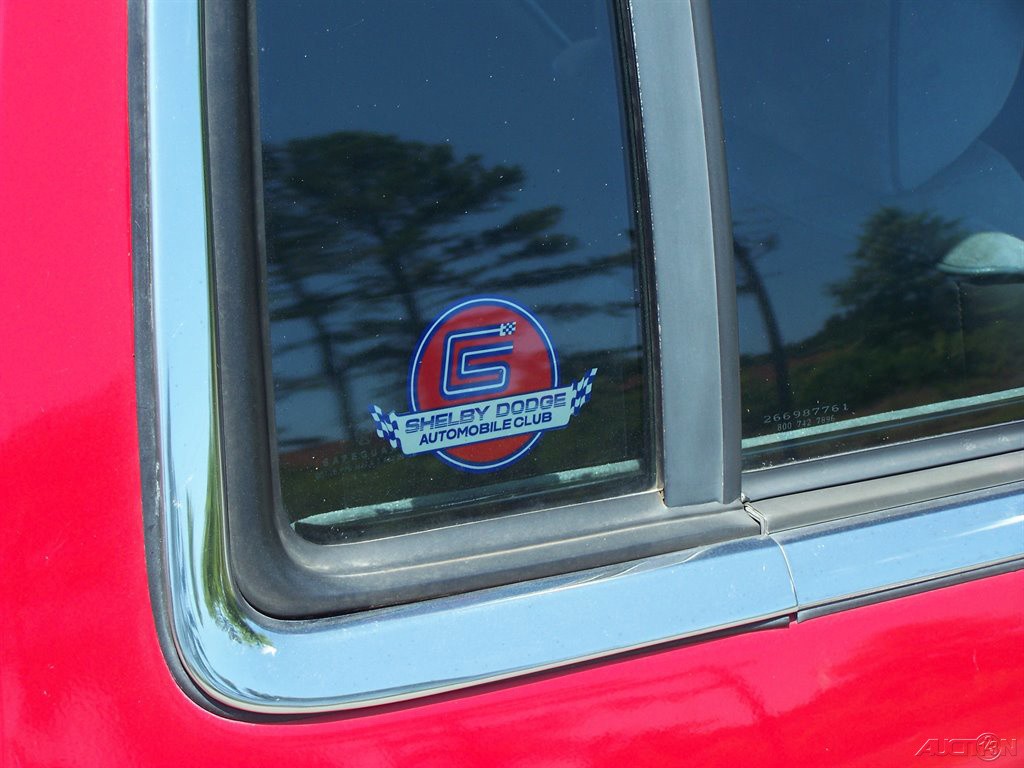 Dodge-Spirit-1991-Sedan-12