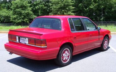 Dodge-Spirit-1991-Sedan-17
