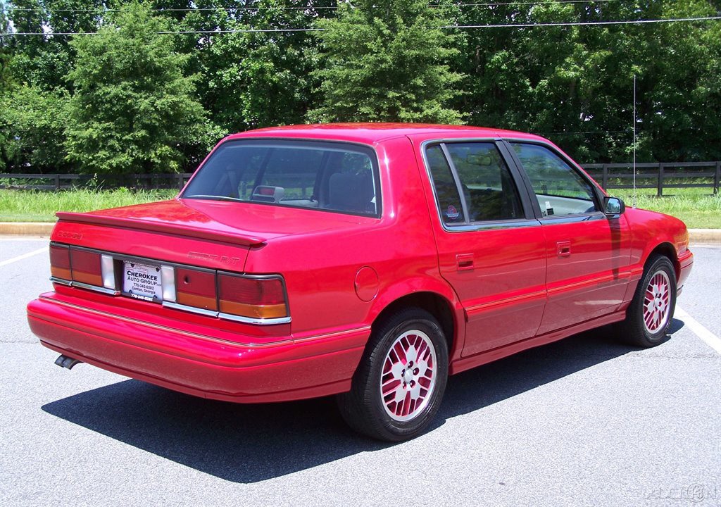 Dodge-Spirit-1991-Sedan-17