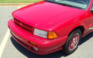 Dodge-Spirit-1991-Sedan-18