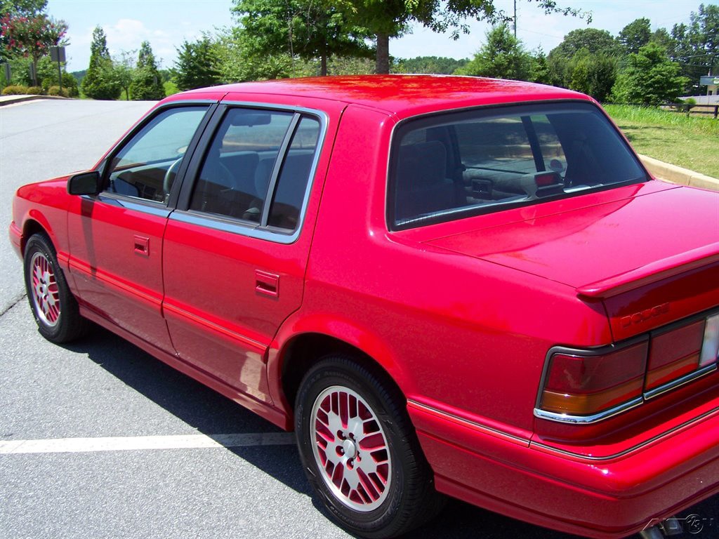 Dodge-Spirit-1991-Sedan-22