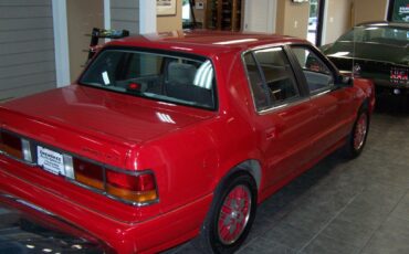 Dodge-Spirit-1991-Sedan-3