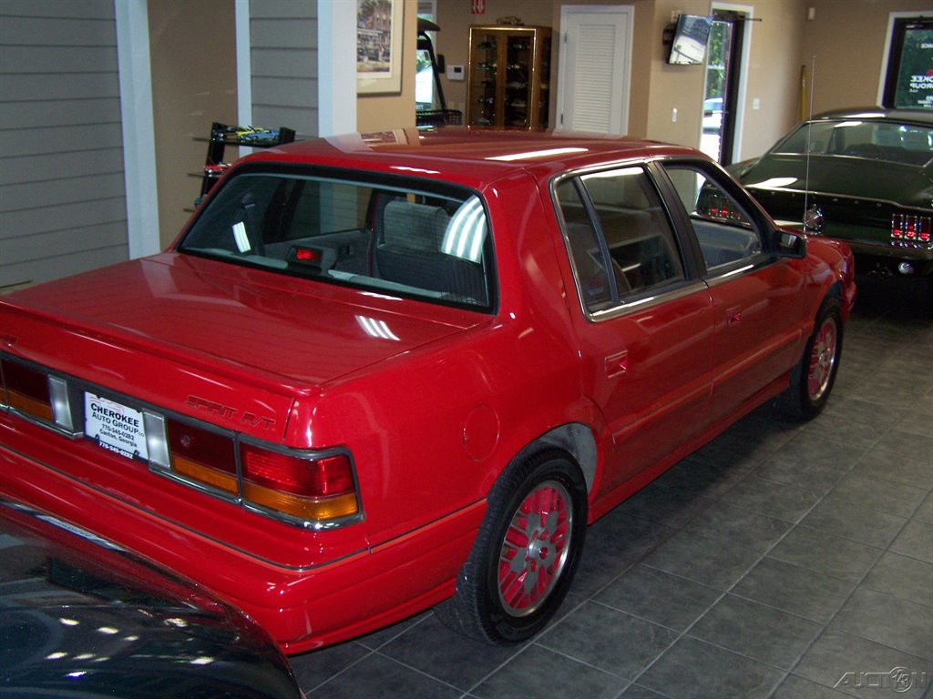 Dodge-Spirit-1991-Sedan-3