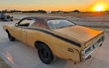 Dodge-Superbee-1971-custom-3