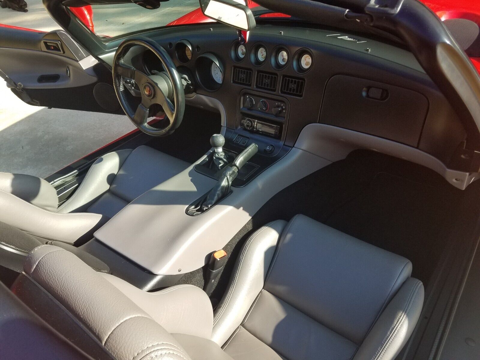 Dodge-Viper-1993-Convertible-8