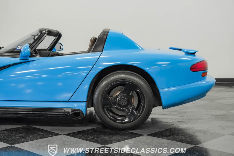 Dodge-Viper-1995-Bright-Blue-Brown-31