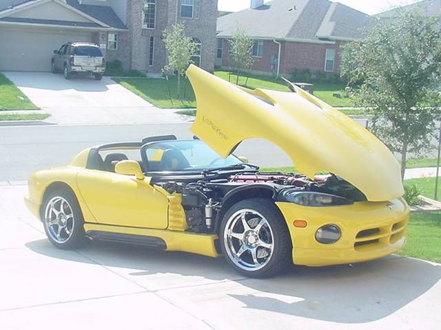 Dodge-Viper-1995-Yellow-Black-Leather-4