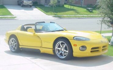 Dodge-Viper-1995-Yellow-Black-Leather-5