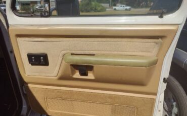 Dodge-W150-1987-White-22