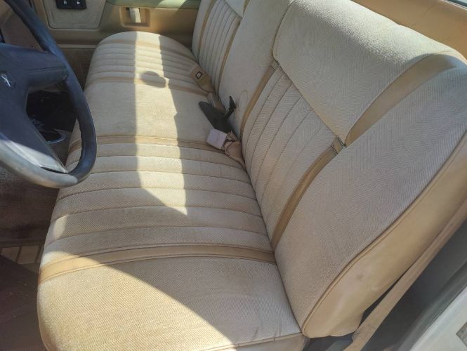 Dodge-W150-1987-White-3