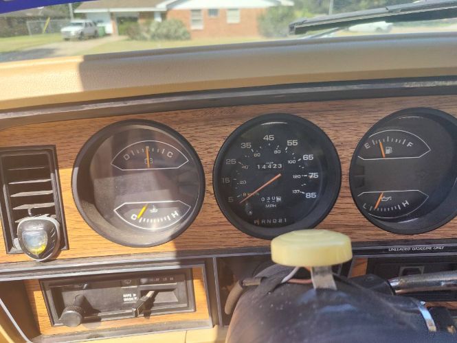 Dodge-W150-1987-White-9