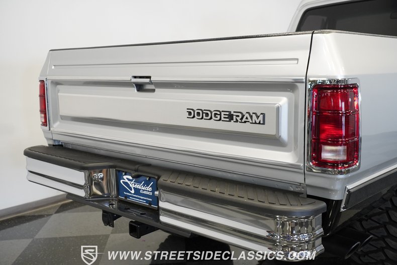 Dodge-W150-1989-Viper-Steel-Gray-Black-30
