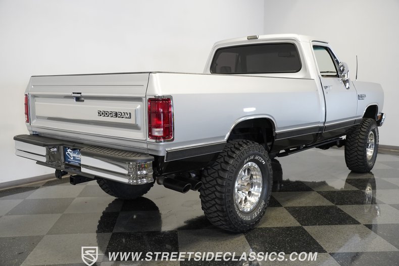 Dodge-W150-1989-Viper-Steel-Gray-Black-31