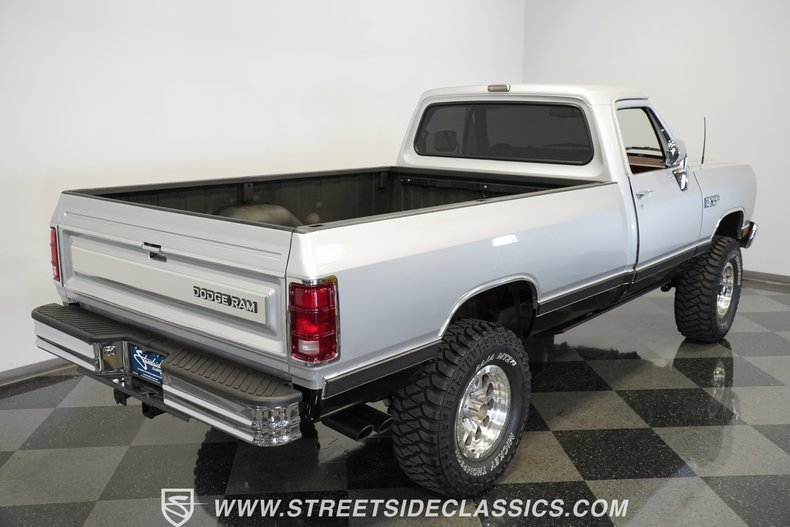 Dodge-W150-1989-Viper-Steel-Gray-Black-48