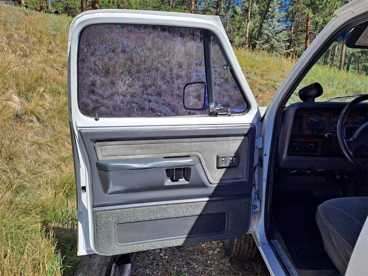 Dodge-W250-1992-Dodge-White-Grey-16