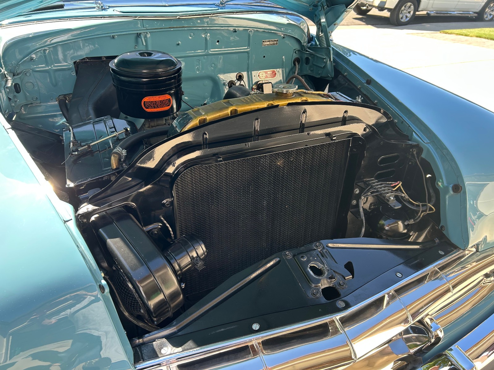 Dodge-Wayfarer-1951-Sedan-10