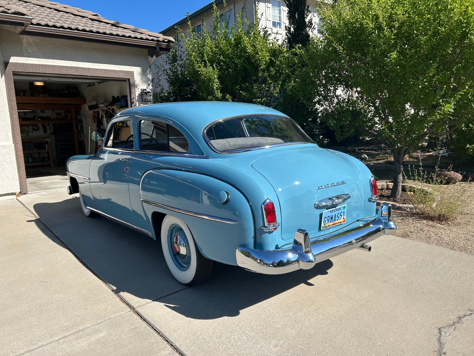 Dodge-Wayfarer-1951-Sedan-12