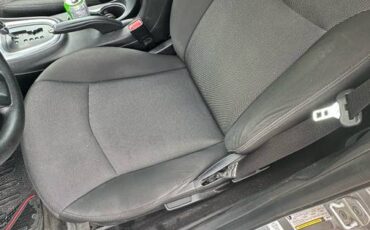 Dodge-avenger-2013-grey-10