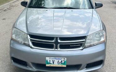 Dodge-avenger-2013-grey