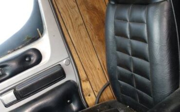 Dodge-b200-tradesman-1977-silver-14