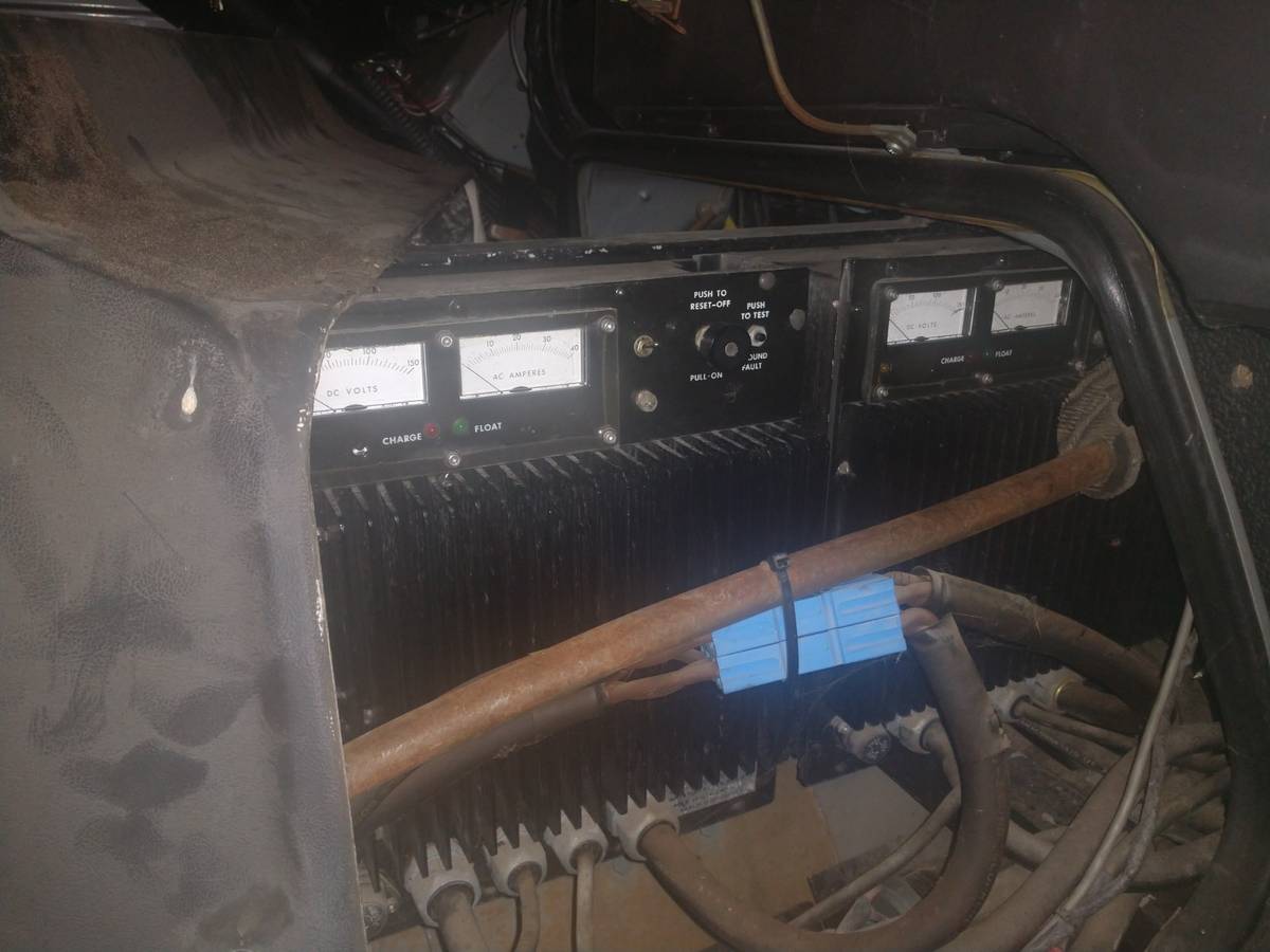 Dodge-b300-electric-1987-silver-8