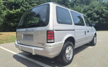 Dodge-caravan-se-1992-silver-10