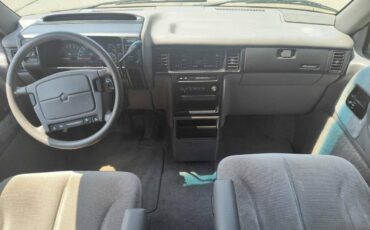 Dodge-caravan-se-1992-silver-5