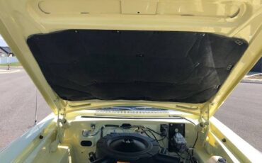 Dodge-coronet-500-1965-yellow-12