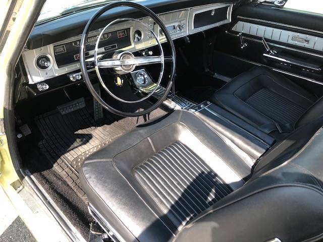 Dodge-coronet-500-1965-yellow-4