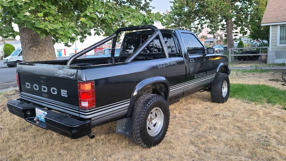 Dodge-dakota-1989-black-1