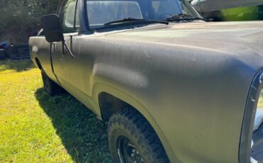 Dodge-m884-1977-4