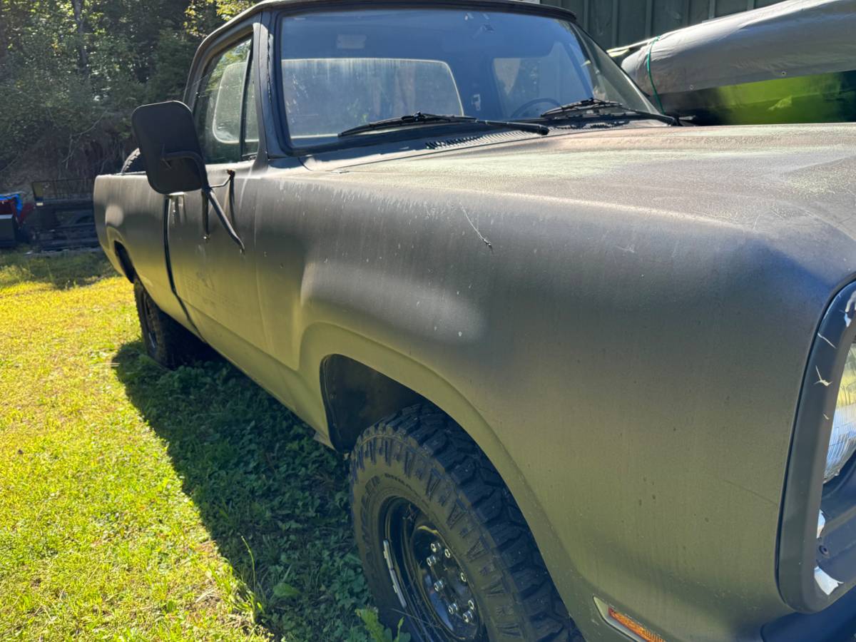 Dodge-m884-1977-4