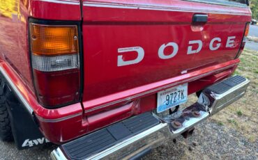 Dodge-power-ram-50-d-50-1988-red-12