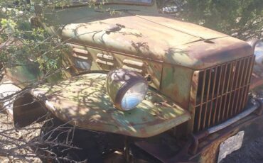 Dodge-power-wagon-1942-green-11