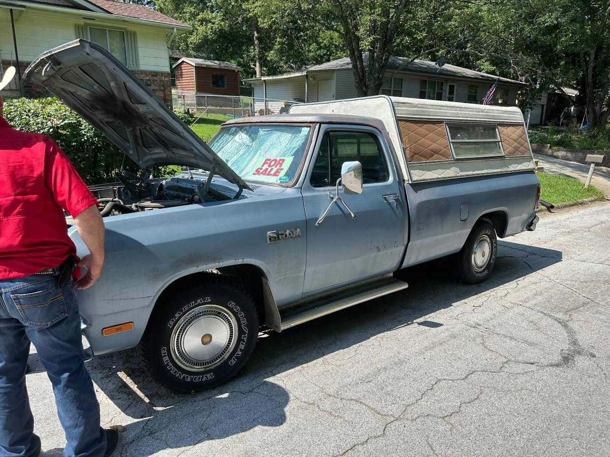 Dodge-ram-1500-1985-blue-2
