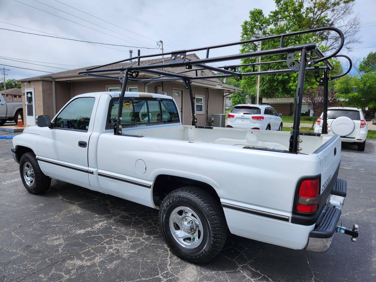 Dodge-ram-1500-slt-1995-white-2