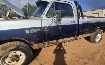 Dodge-ram-1986-blue-14
