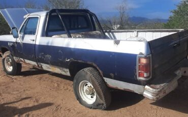 Dodge-ram-1986-blue