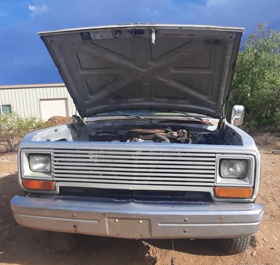 Dodge-ram-1986-blue-7