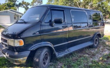 Dodge-ram-van-2500-1995-black