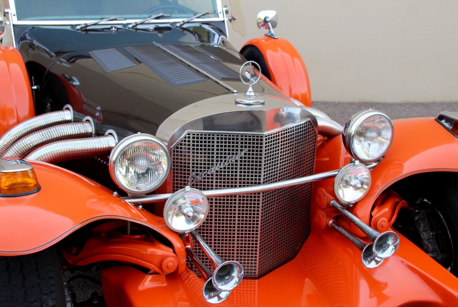 Excalibur-Excalibur-SS-Phaeton-Series-III-1975-Convertible-4